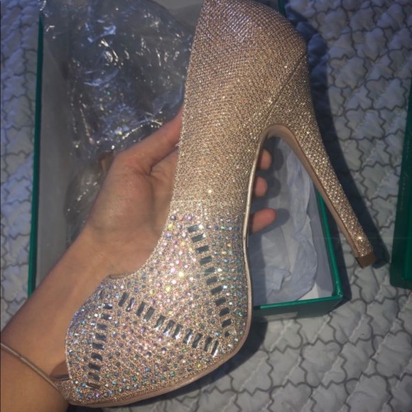 6.5 heels - Picture 2 of 4